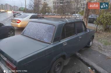 Седан ВАЗ / Lada 2107 2003 в Киеве