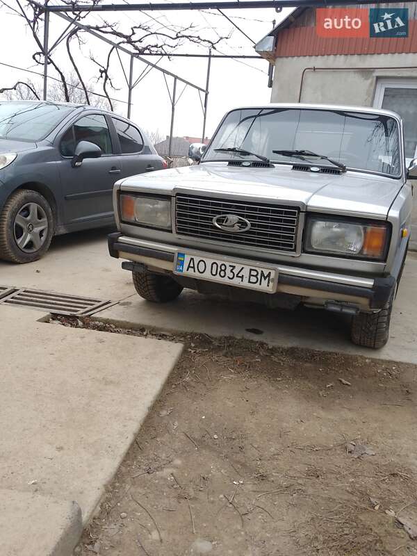 Седан ВАЗ / Lada 2107 1985 в Иршаве