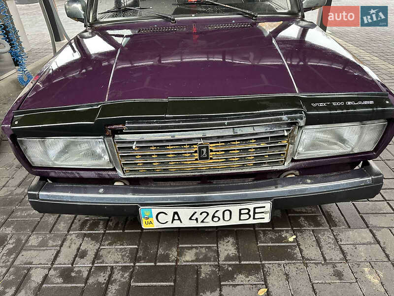 Седан ВАЗ / Lada 2107 2005 в Ровно