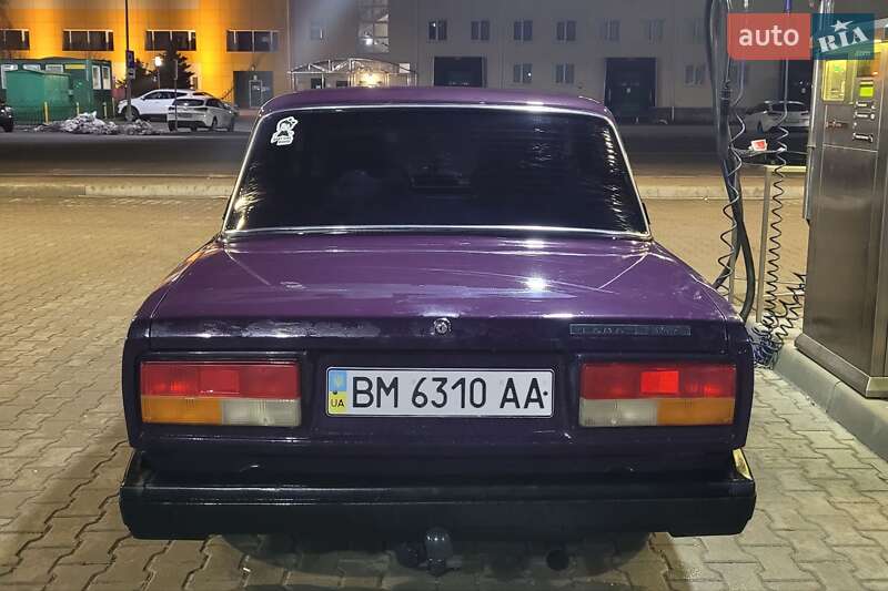Седан ВАЗ / Lada 2107 2005 в Киеве