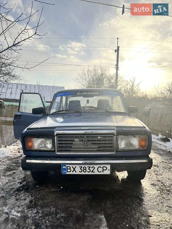 Седан ВАЗ / Lada 2107 2006 в Хмельницком