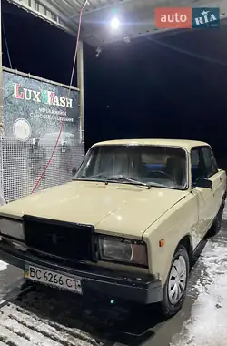 ВАЗ 2107 1985