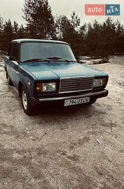 Седан ВАЗ / Lada 2107 2001 в Новомосковську