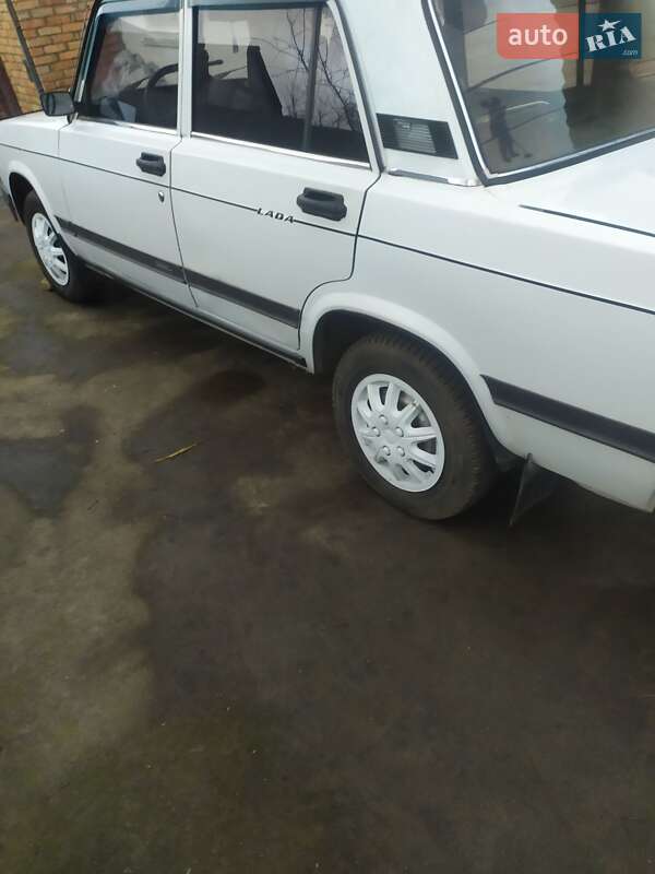 Седан ВАЗ / Lada 2107 2006 в Вільшані