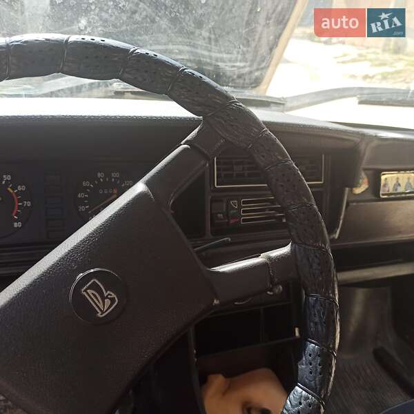 Седан ВАЗ / Lada 2107 1991 в Обухове фото 13 Седан ВАЗ / Lada 2107 1991 в Обухове