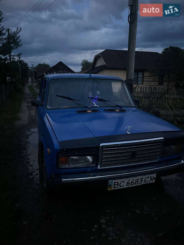 Седан ВАЗ / Lada 2107 1988 в Рожнятові