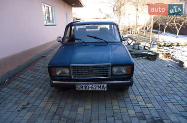 Седан ВАЗ / Lada 2107 2002 в Умані