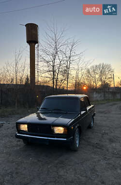 Седан ВАЗ / Lada 2107 2006 в Веселиновому