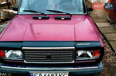 Седан ВАЗ / Lada 2107 2003 в Смеле