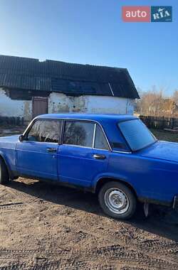 Седан ВАЗ / Lada 2107 1989 в Олевске