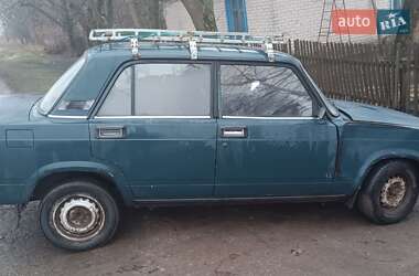 Седан ВАЗ / Lada 2107 2004 в Дніпрі