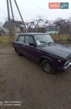 Седан ВАЗ / Lada 2107 2003 в Бедевлі