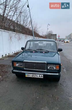 Седан ВАЗ / Lada 2107 2004 в Полтаві