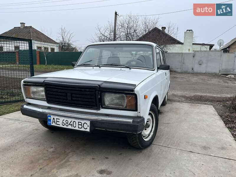 Седан ВАЗ / Lada 2107 2006 в Синельниково