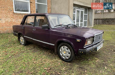 Седан ВАЗ / Lada 2107 2002 в Жмеринці