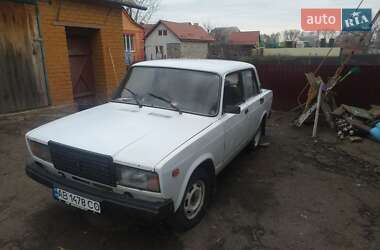 Седан ВАЗ / Lada 2107 1987 в Калиновке