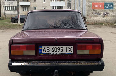 Седан ВАЗ 2107 2002 в 