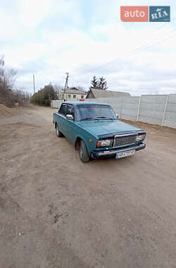 Седан ВАЗ / Lada 2107 2004 в Жмеринці