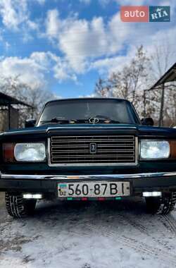 Седан ВАЗ / Lada 2107 1998 в Чечельнике