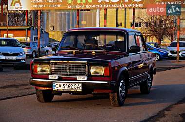 Седан ВАЗ / Lada 2107 2003 в Черкассах