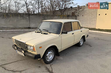 Седан ВАЗ / Lada 2107 1986 в Дніпрі