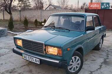 Седан ВАЗ / Lada 2107 2005 в Днепре