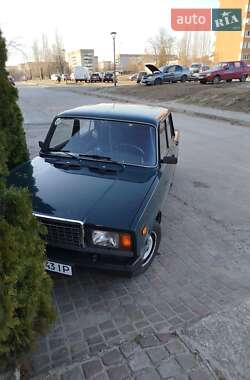 Седан ВАЗ / Lada 2107 2006 в Вараше