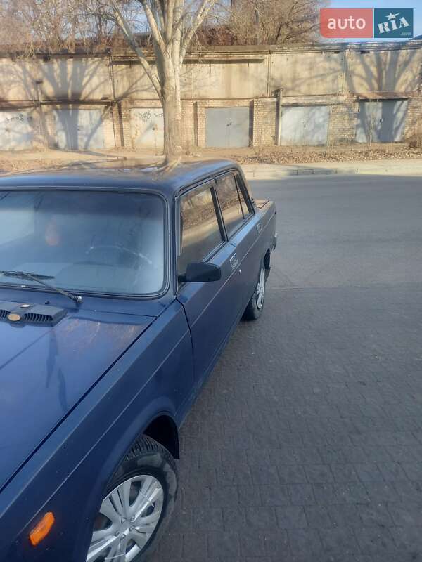 Седан ВАЗ / Lada 2107 1985 в Запоріжжі