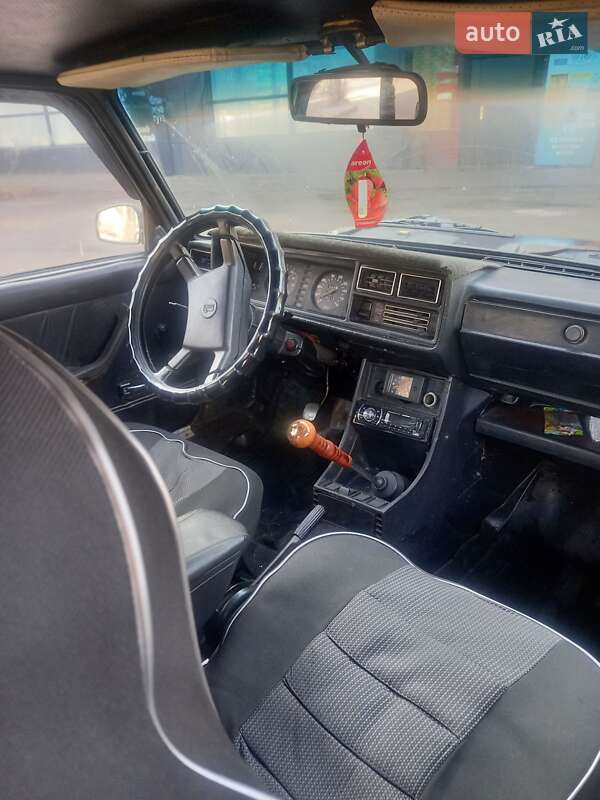 Седан ВАЗ / Lada 2107 1985 в Запоріжжі