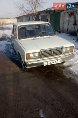 Седан ВАЗ / Lada 2107 1992 в Павлограде