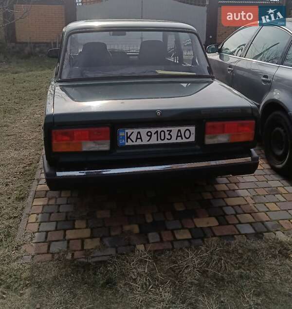 Седан ВАЗ / Lada 2107 1998 в Києві
