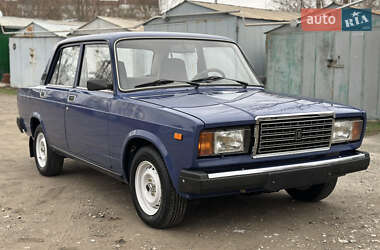 Седан ВАЗ / Lada 2107 2005 в Дніпрі