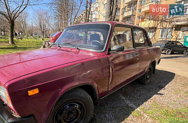 Седан ВАЗ 2107 2002 в 