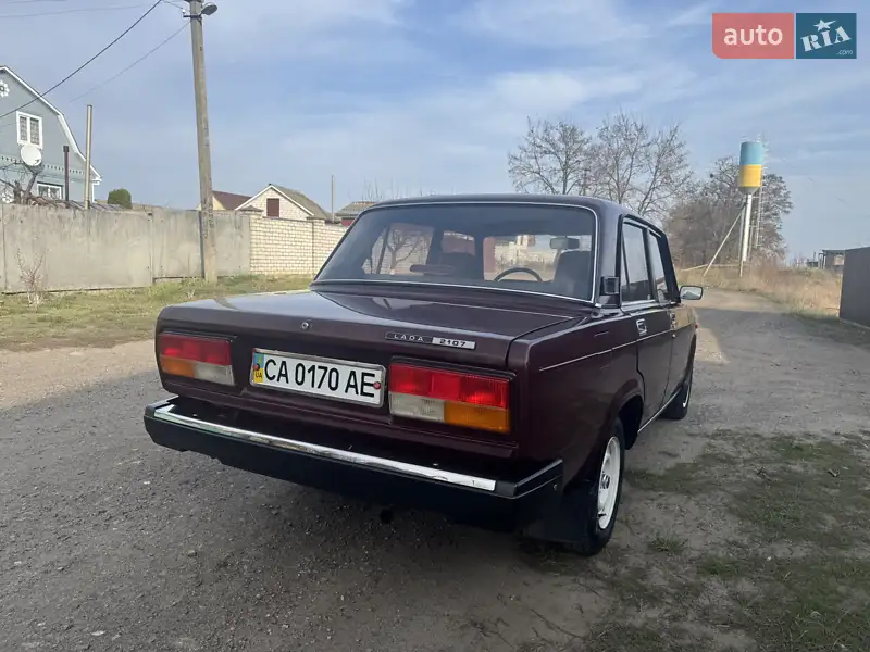 ВАЗ / Lada 2107 2005