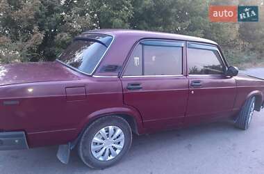 Седан ВАЗ 2107 2005 в 