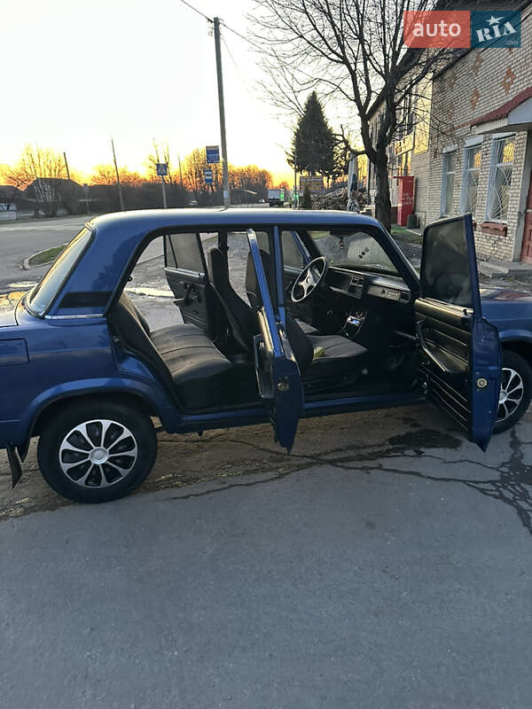 Седан ВАЗ / Lada 2107 2006 в Хмельнике