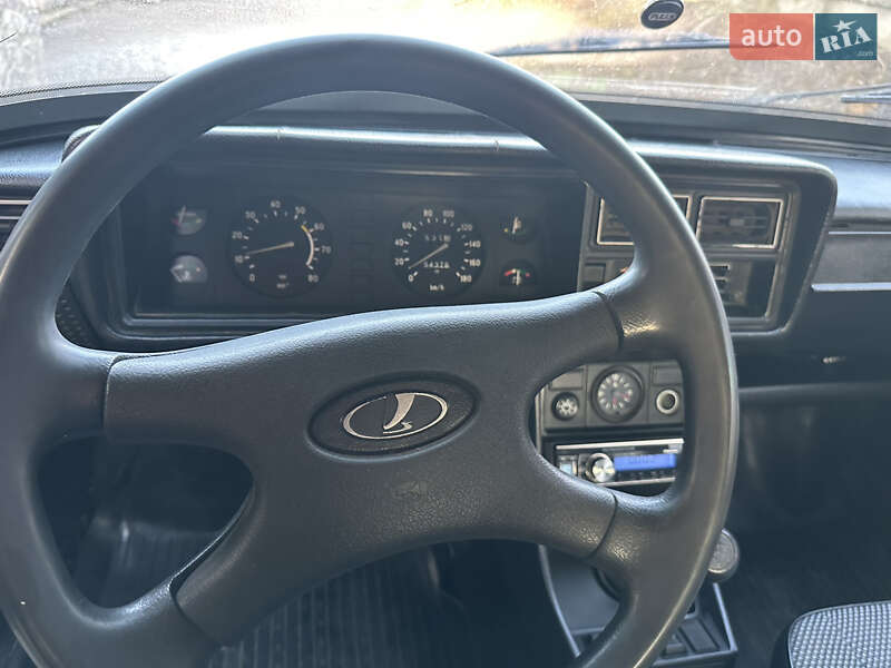 Седан ВАЗ / Lada 2107 2006 в Хмельнике