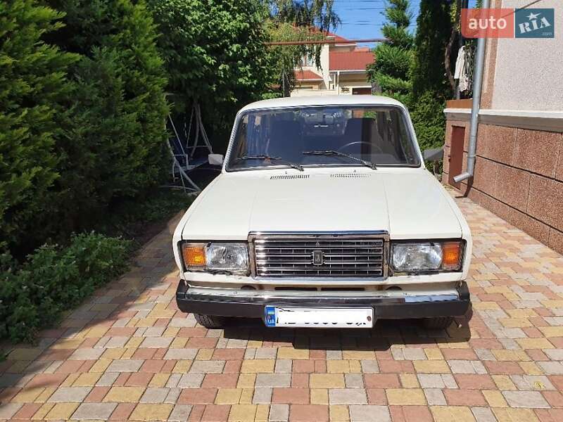 Седан ВАЗ / Lada 2107 1987 в Одесі