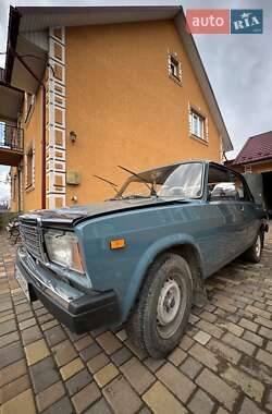 Седан ВАЗ 2107 2005 в 