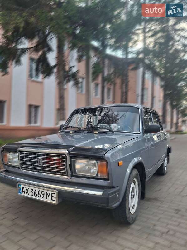 Седан ВАЗ 2107 2007 в 