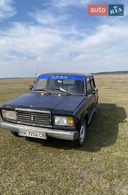 Седан ВАЗ 2107 2005 в 