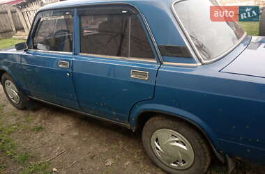Седан ВАЗ 2107 2005 в 