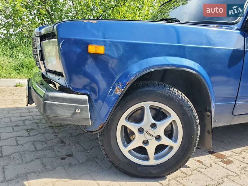 Седан ВАЗ / Lada 2107 2008 в Ровно