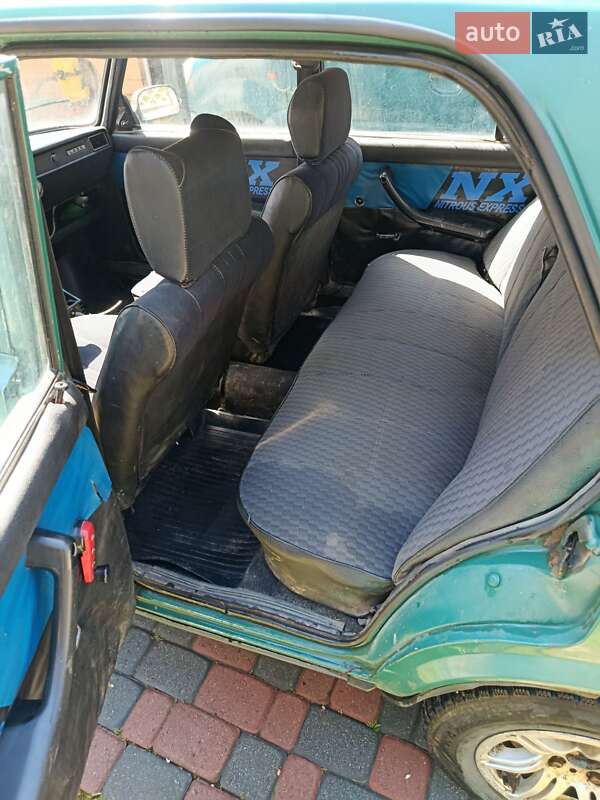 Седан ВАЗ / Lada 2107 2005 в Дубовом