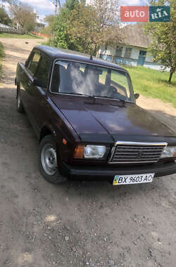 Седан ВАЗ 2107 2005 в Новоселице