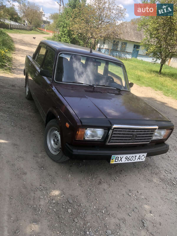 Седан ВАЗ 2107 2005 в 