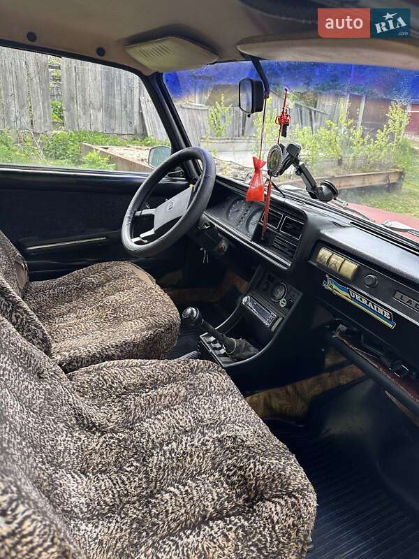 Седан ВАЗ / Lada 2107 1988 в Богуславі