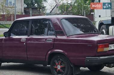 Седан ВАЗ 2107 2002 в 