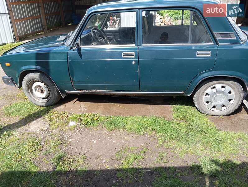 Седан ВАЗ / Lada 2107 2005 в Білогір'ї
