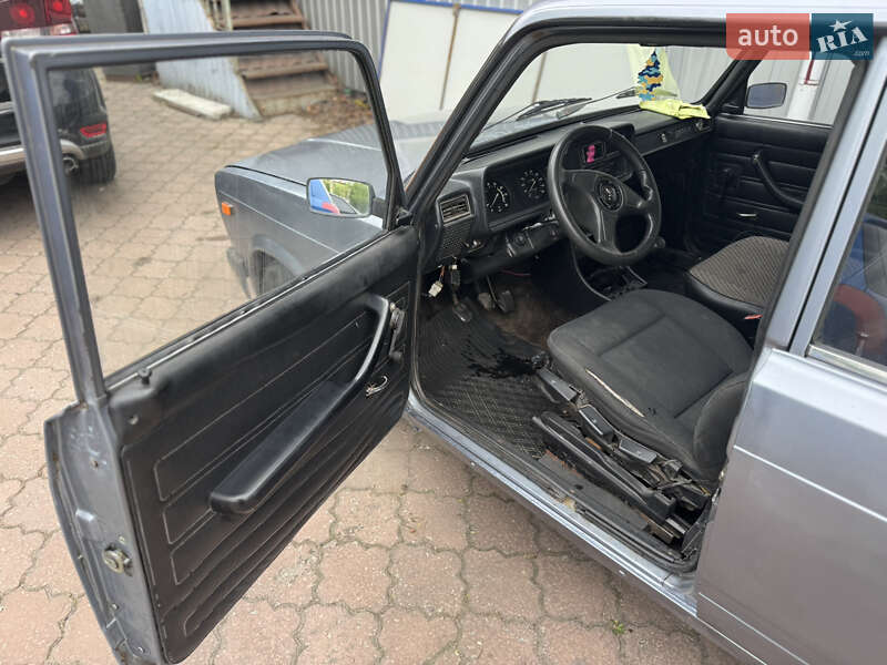 Седан ВАЗ / Lada 2107 2007 в Киеве